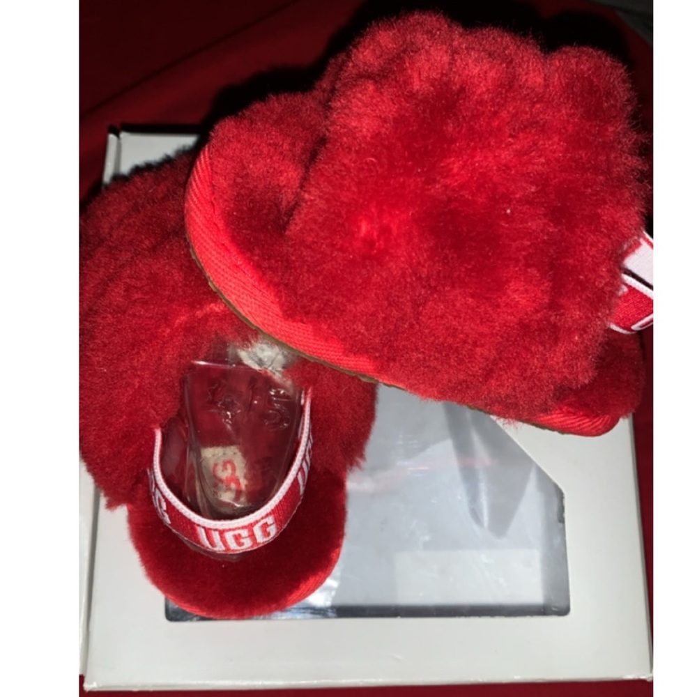 Red slipper uggs